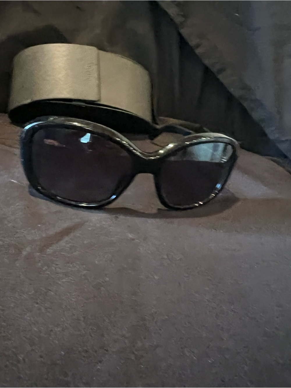 Prada Glossy Black Oversized Sunglasses - Picture 2 of 8
